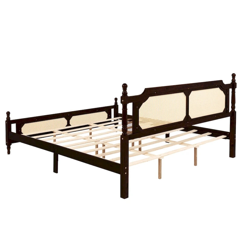 Lit plateforme King avec tête de lit en rotin et rangement sous le lit