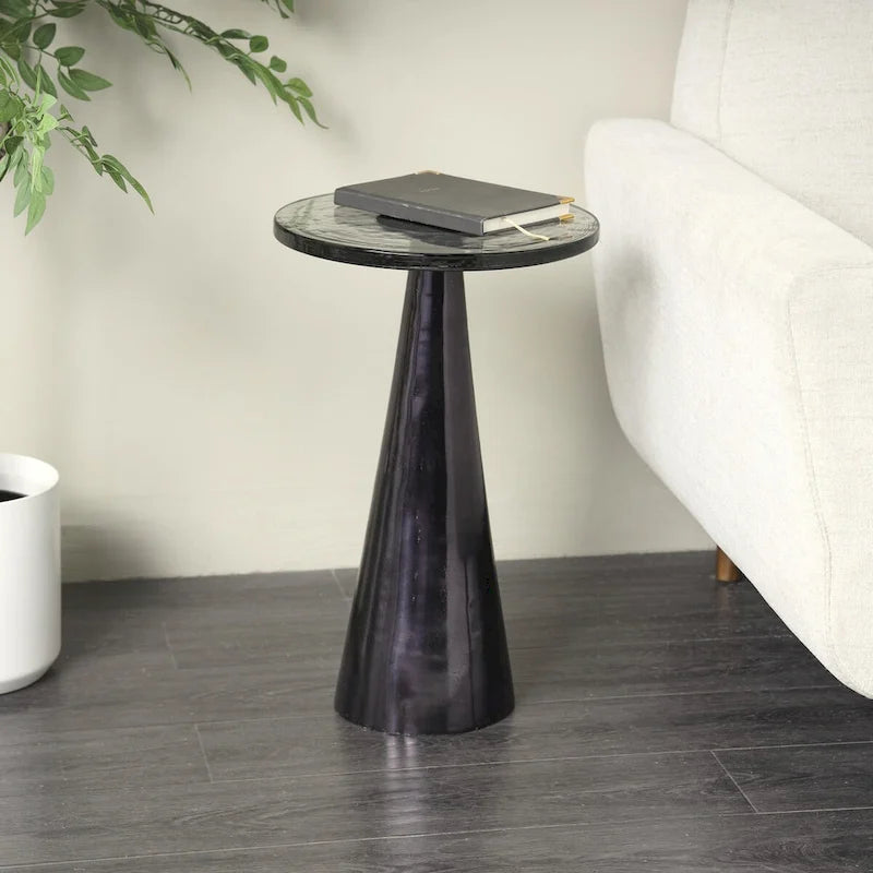Table d'appoint conique géométrique en aluminium avec plateau en verre texturé – Noir ou doré